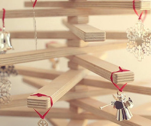 Original-and-sustainable-christmas-tree-idea-video-m