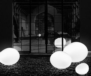 Outdoor-gregg-lighting-foscarini-m