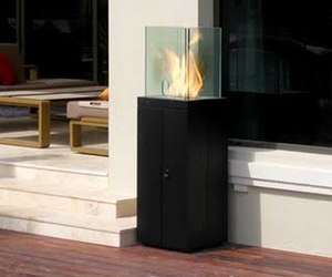 Outdoor-tower-fireplace-from-ecosmart-m