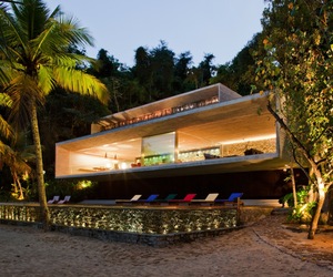 Paraty-house-by-marcio-kogan-m