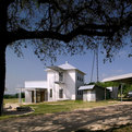 Party-barn-and-guesthouse-by-shipley-architects-s