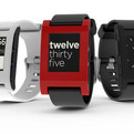 Pebble-e-paper-watch-for-iphone-and-android-s