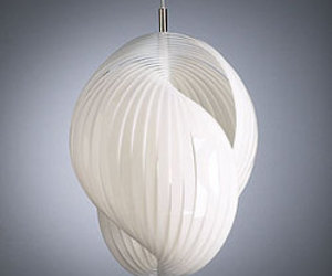Pendant-lamps-by-nico-hellmann-m