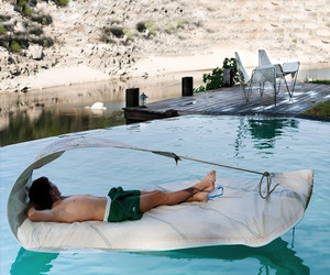 Perfect-pool-furniture-for-summertime-m