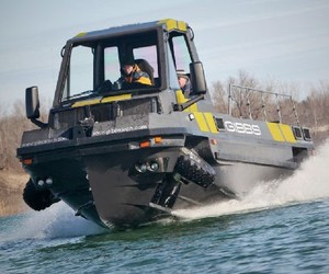 Phibian-truck-boat-m