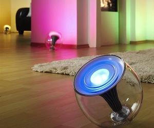 Philips-livingcolors-translucent-changing-led-lamp-m
