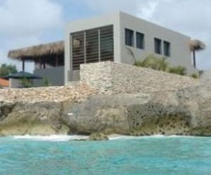 Piet-boons-kas-bonchi-on-bonaire-is-for-rent-m