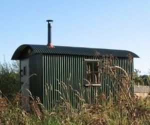 Plankbridge-shepherds-huts-601-m