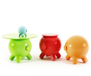 Pogo-table-by-joel-escalona-2-m