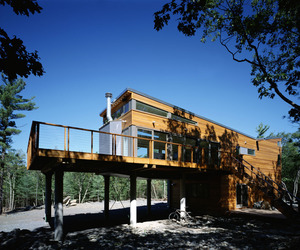 Prefab-mountain-retreat-by-resolution-4-architecture-m