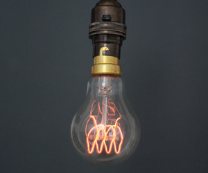 Quad-loop-carbon-filament-light-bulb-60w-230v-2-m