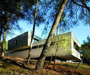 Rambed House in Spain by Larrea and Bedwell