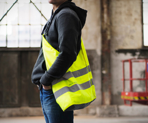 Reflective-biker-bags-by-sputnik-zurich-m