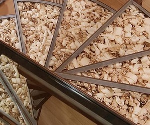 Reuse-of-scrap-wood-shavings-m