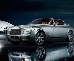 Rolls-royce-phantom-coupe-aviator-collection-m