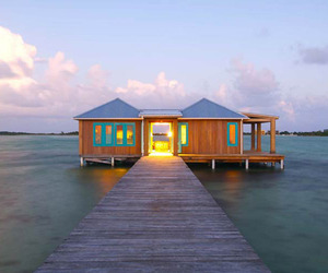 Romantic Casa Ventanas in Belize