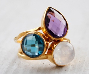 Romantic-gemstone-jewelry-by-priscilla-vi-m