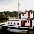 Rotten-life-stewart-brand-lives-on-a-tugboat-s