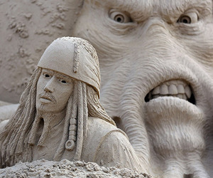 Sand-sculpture-festival-in-england-m