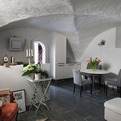 Scandinavian-apartment-with-tasteful-modern-design-s