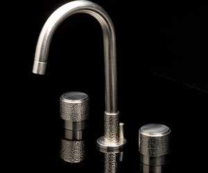 Sense27-faucet-collection-by-watermark-designs-m