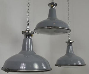 Set-of-3-grey-pendants-with-convex-glass-m