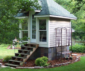Shanty-in-the-woods-882-m