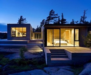 Shift-cottage-by-superkul-inc-architect-m