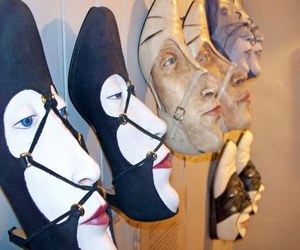 Shoe-fetish-sculptures-by-gwen-murphy-m
