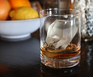 Skull-ice-cube-mold-3-m