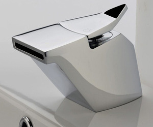 Sleek-modern-faucets-by-ib-rubinetterie-m