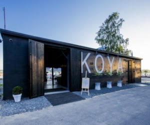 Sleek-rustic-design-of-koya-restaurant-and-lounge-3-m