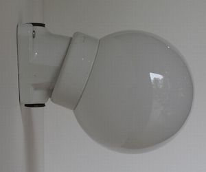 Small-angled-porcelain-globe-lights-m