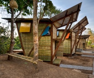 Small-house-design-with-wood-prefab-in-thailand-m
