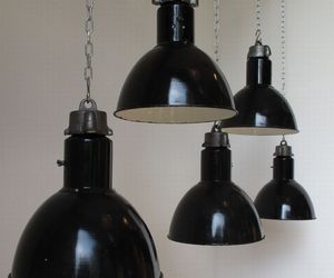 Smaller-short-neck-czech-pendants-m