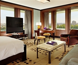 Sneak Peek: 45 Park Lane