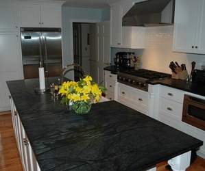 Soapstone-countertop-artisan-group-m