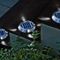 Solar-powered-deck-lights-s