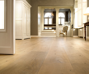 Solid Wood Flooring Suitable for Underfloor Heating 