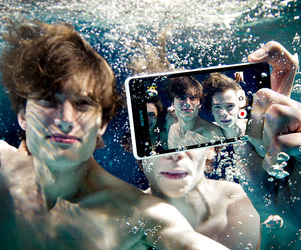 Sony-xperia-zr-waterproof-smartphone-m