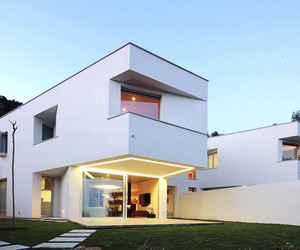 Spanish-residence-with-incredible-views-m
