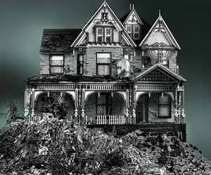 Spooky-victorian-lego-homes-by-mike-doyle-m