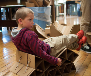 Sprocket-cardboard-chair-m