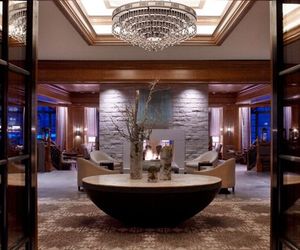 St-regis-aspen-resort-interiors-by-rottet-studio-m