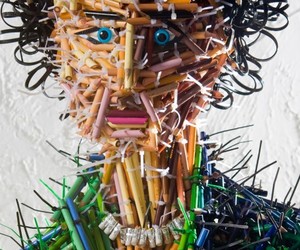 Stuck-pencil-sculptures-by-federico-uribe-m