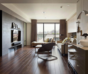 Stylish-and-spacious-apartment-integrating-a-movable-wall-m