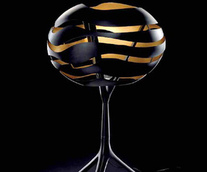 Stylish-floor-lamp-full-enchantment-by-by-werner-aisslinger-m