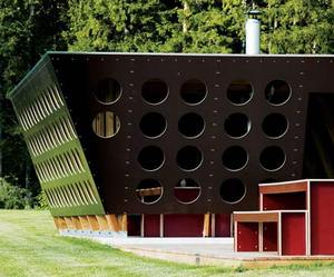 Summer-kitchen-in-korvamaae-by-urmas-muru-and-peeter-pere-m