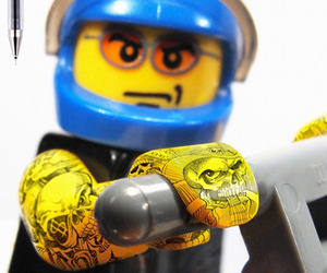 Tattooed-legos-by-pilot-m