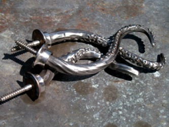 Tentacle-towel-hooks-m